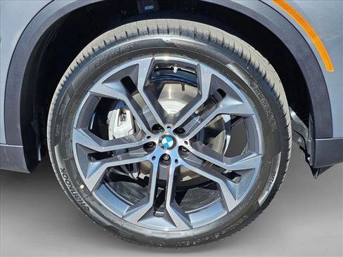 New 2026 BMW X5 sDrive40i RWD image 10
