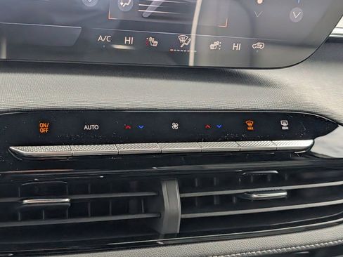 New 2026 Buick Enclave Sport Touring w/ Power Package AWD/4WD image 40