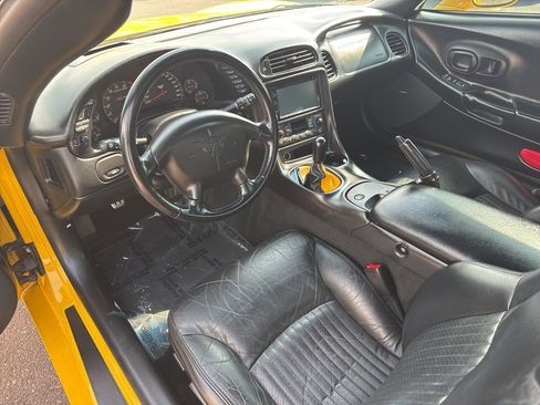 Used 2003 Chevrolet Corvette Z06 w/ Memory Package, 3 Drivers image 17