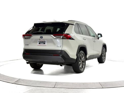 Certified 2022 Toyota RAV4 Limited image 11