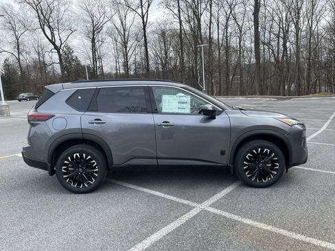 New 2026 Nissan Rogue SV image 9