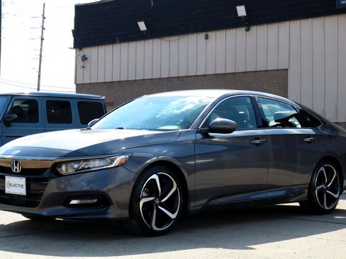 Used 2019 Honda Accord Sport image 16