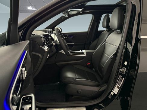 Used 2026 Mercedes-Benz GLC 300 image 5