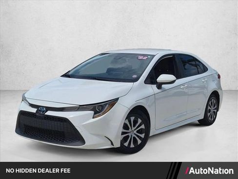 Used 2022 Toyota Corolla LE FWD image 1
