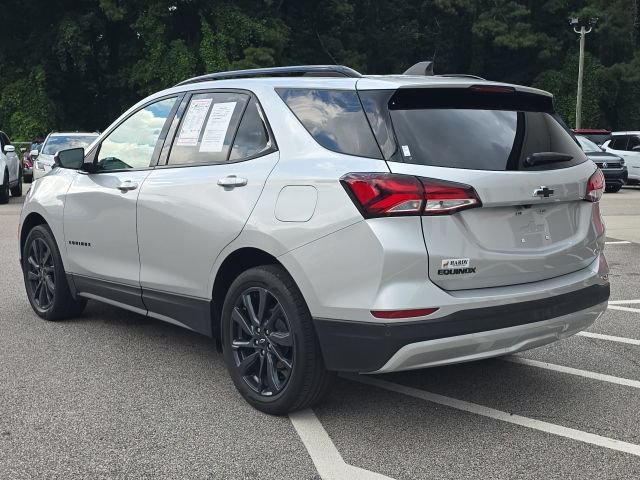 Certified 2022 Chevrolet Equinox RS w/ LPO, Floor Liner Package FWD image 3