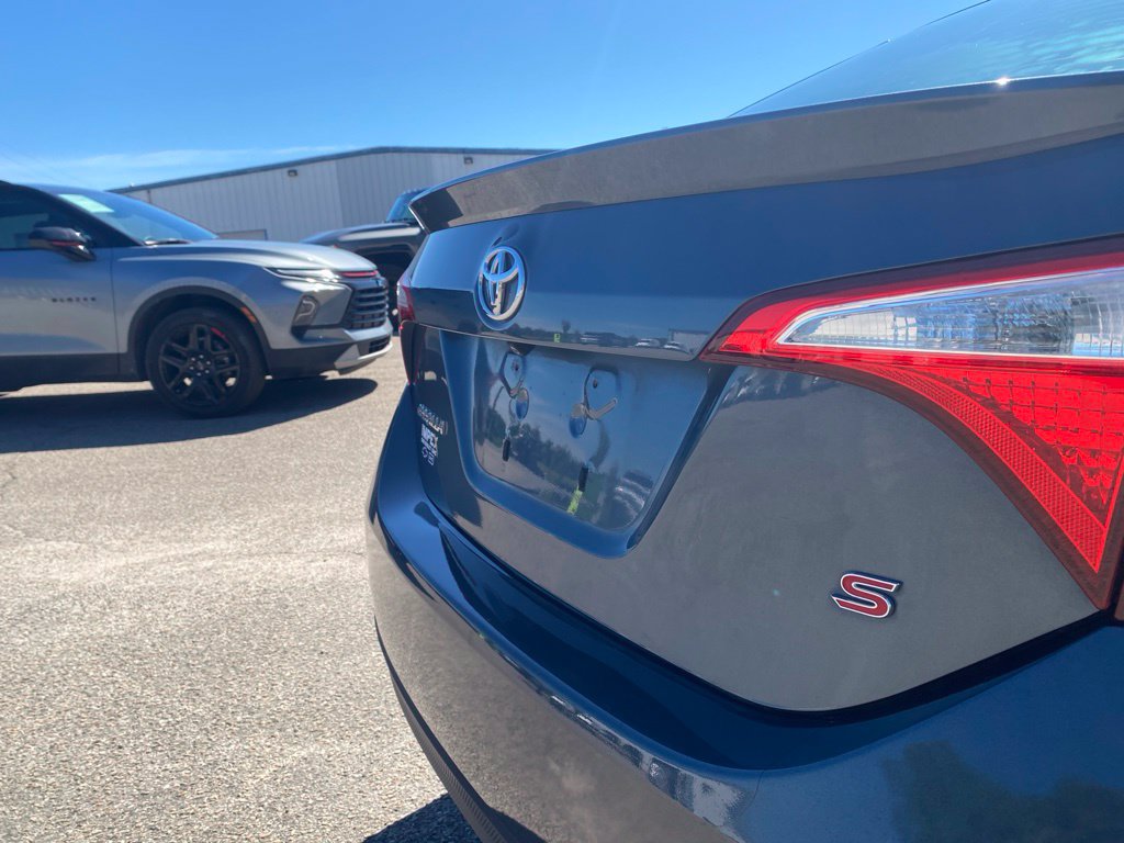 Used 2015 Toyota Corolla S FWD image 31