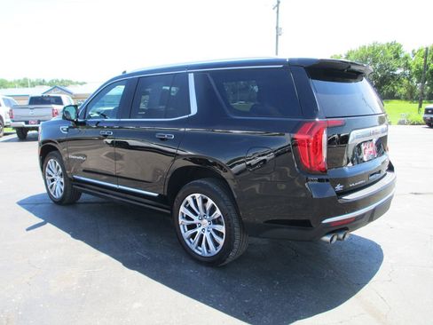 Used 2023 GMC Yukon Denali AWD/4WD image 9