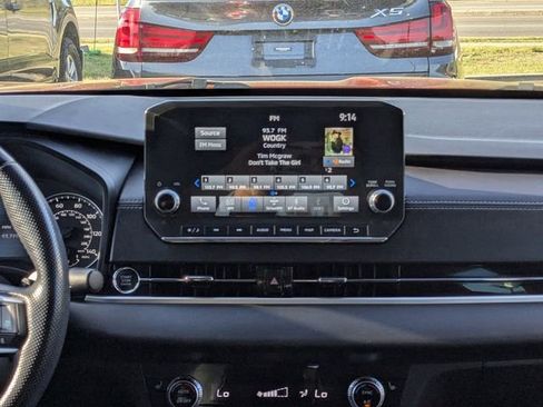 Used 2022 Mitsubishi Outlander SE image 16