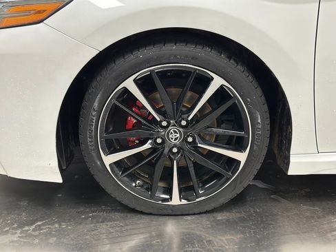 Used 2019 Toyota Camry XSE FWD image 20