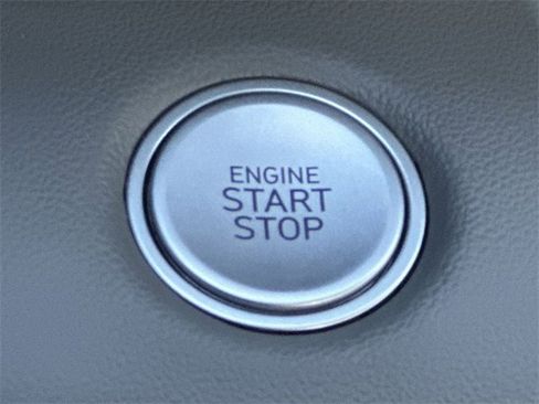 Certified 2023 Hyundai Elantra SEL image 25