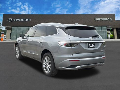 Used 2023 Buick Enclave Avenir w/ Avenir Technology Package FWD image 7