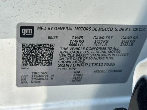 Used 2026 Chevrolet Equinox EV LT w/ Convenience Package II FWD image 51