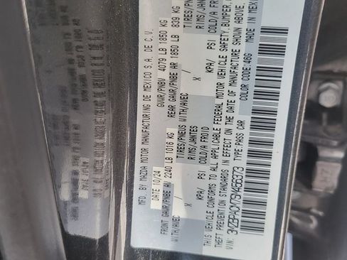 Used 2025 MAZDA MAZDA3 s FWD image 7
