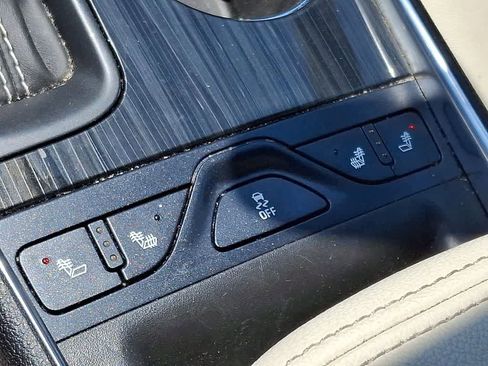 Used 2018 Chevrolet Impala LT w/ LT Leather Package image 26