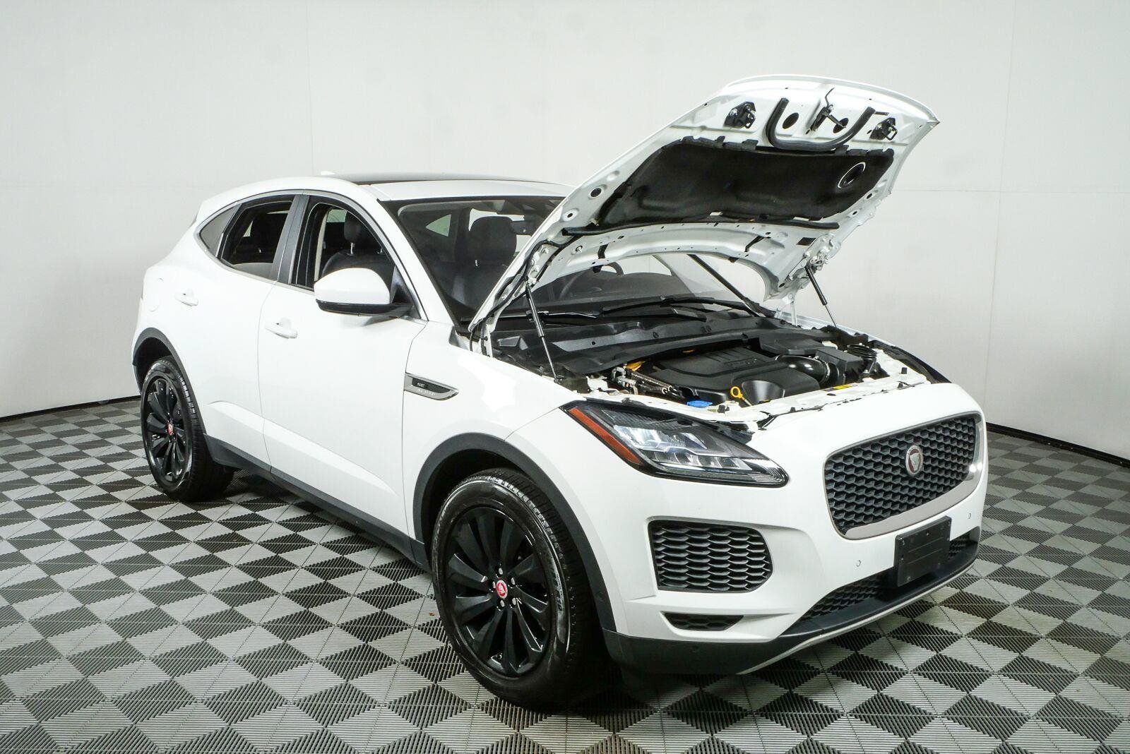 Used 2018 Jaguar E-PACE SE AWD/4WD image 36