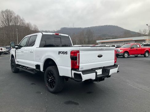 New 2026 Ford F250 Lariat w/ Black Appearance Package image 7