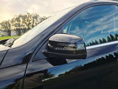 Used 2016 Mercedes-Benz GLE 350 GLE 350 Sport Utility 4D w/ Premium Package image 9