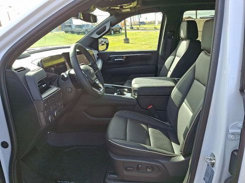 New 2026 Chevrolet Tahoe Premier w/ Sun And Tow Package image 6