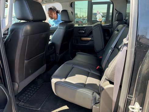 Used 2017 Chevrolet Silverado 1500 LTZ w/ Sport Package image 7