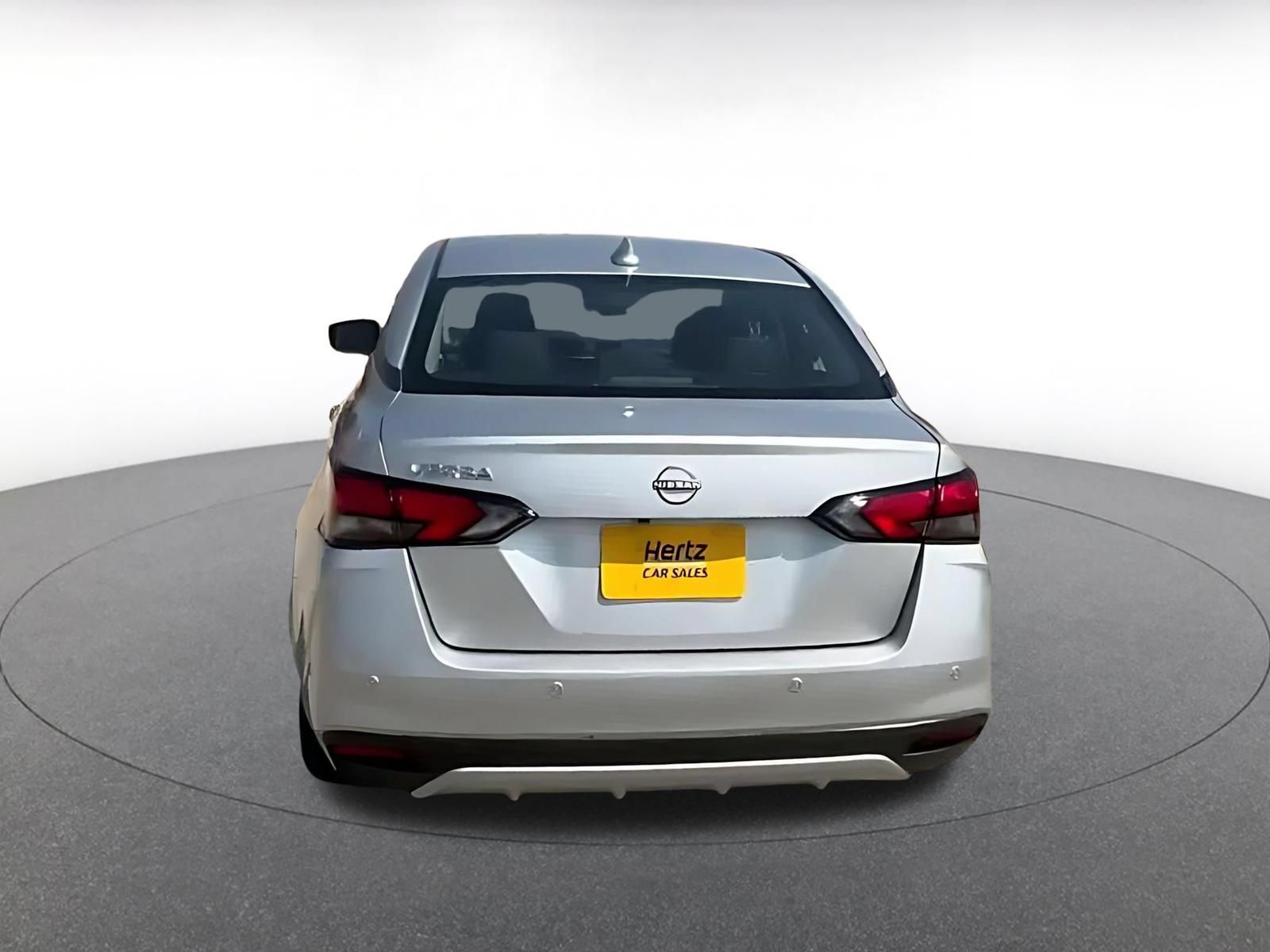Used 2025 Nissan Versa SV FWD image 12