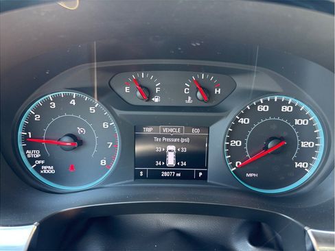 Used 2023 Chevrolet Traverse LS FWD image 20