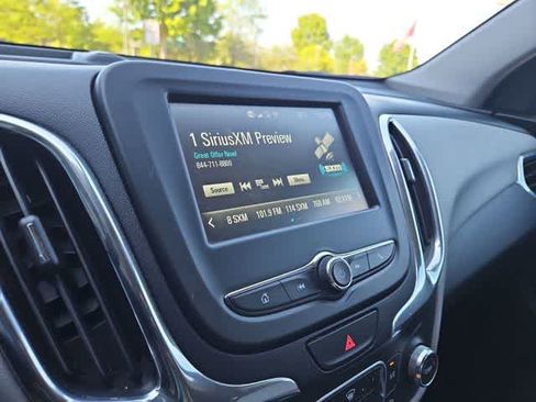 Used 2018 Chevrolet Equinox LT FWD image 50