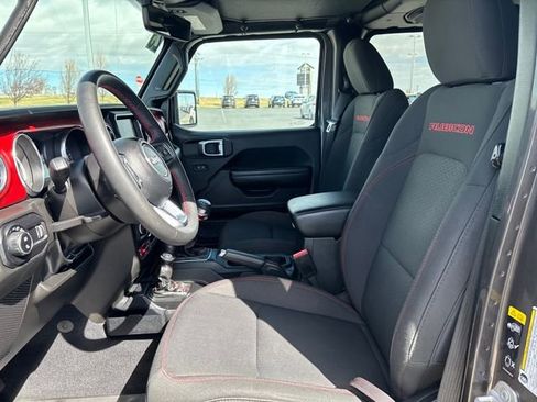 Used 2023 Jeep Gladiator Rubicon w/ Trailer Tow Package image 9