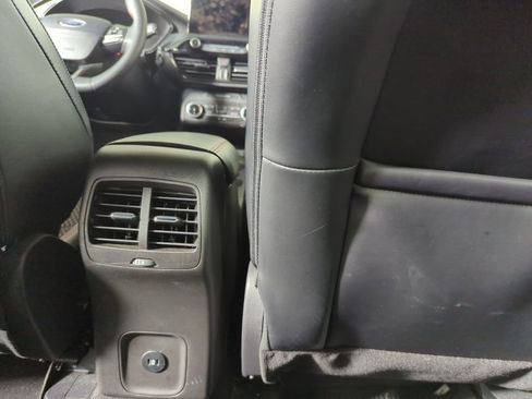 Used 2024 Ford Escape ST-Line FWD image 32