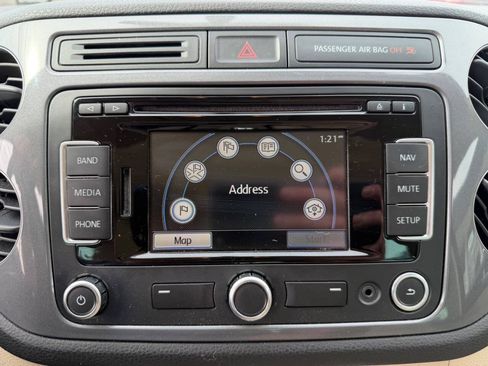 Used 2014 Volkswagen Tiguan S FWD image 25
