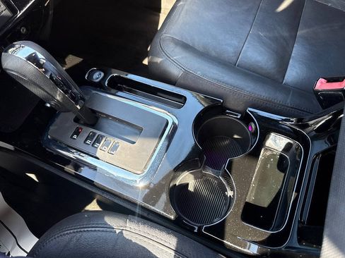 Used 2012 Ford Escape Limited FWD image 31