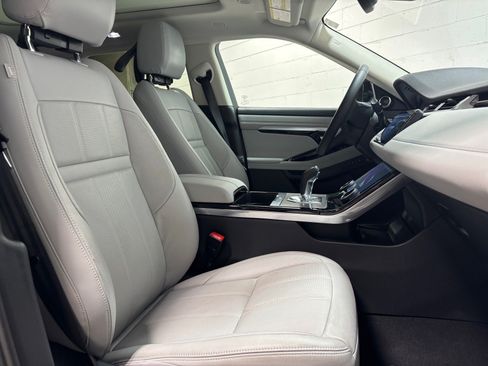 Used 2023 Land Rover Range Rover Evoque SE AWD/4WD image 31