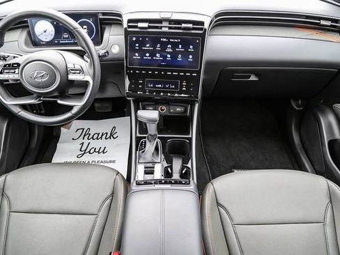 Certified 2024 Hyundai Santa Cruz Limited image 13