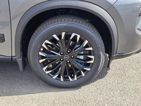 New 2026 Nissan Rogue Dark Armor AWD/4WD image 29