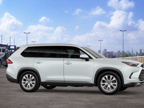 New 2026 Toyota Grand Highlander AWD Hybrid image 15