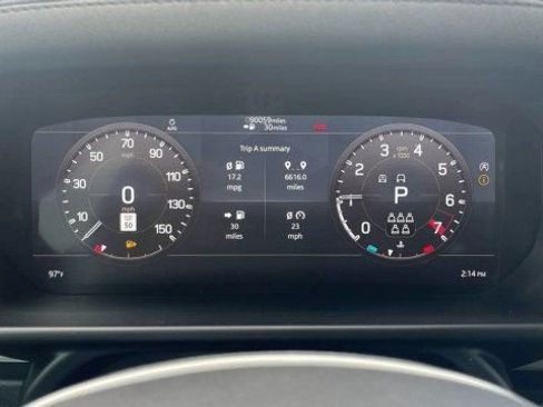 Used 2020 Land Rover Defender 110 First Edition AWD/4WD image 17