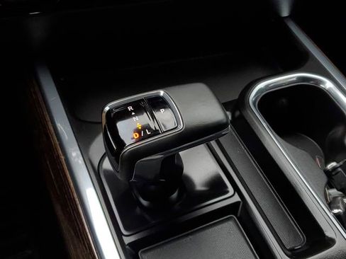 Used 2025 GMC Sierra 1500 Elevation w/ Preferred Package image 33