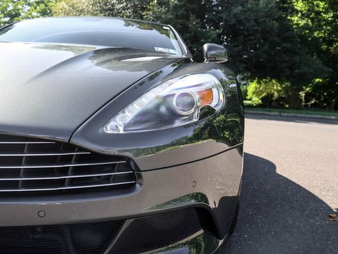 Used 2015 Aston Martin Vanquish Coupe RWD image 81