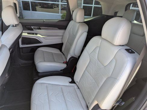 Used 2020 Kia Telluride SX w/ SX Prestige Package AWD/4WD image 26