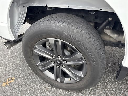 Used 2023 Ford F150 XLT w/ Equipment Group 302A High image 18