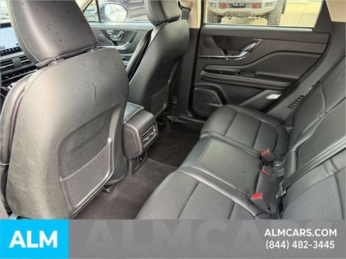 Used 2024 Lincoln Corsair Reserve image 11