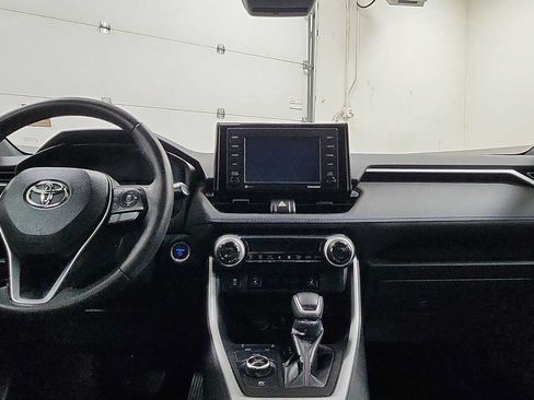 Certified 2022 Toyota RAV4 SE w/ Convenience Package AWD/4WD image 27