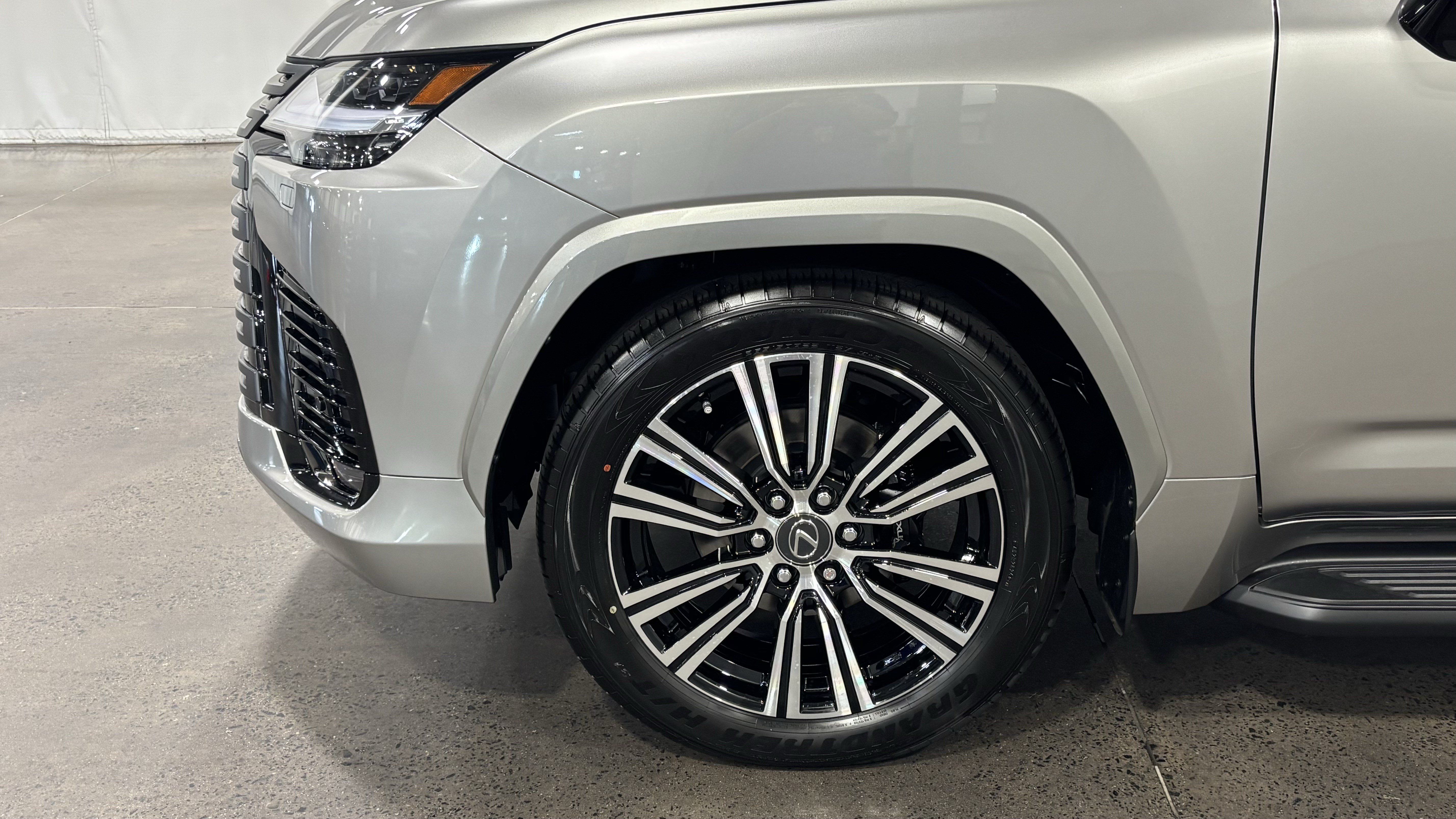 New 2026 Lexus LX 600 4WD w/ Appearance Package image 13
