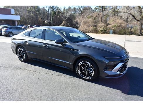 Used 2024 Hyundai Sonata SEL w/ Convenience Package image 6