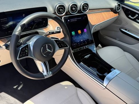 Used 2025 Mercedes-Benz C 300 Sedan image 10