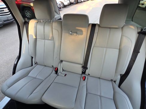 Used 2016 Land Rover Range Rover AWD/4WD image 33