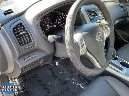 Used 2013 Nissan Altima 2.5 SL w/ Technology Pkg image 7