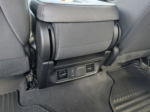 Used 2022 GMC Sierra 1500 Elevation image 30