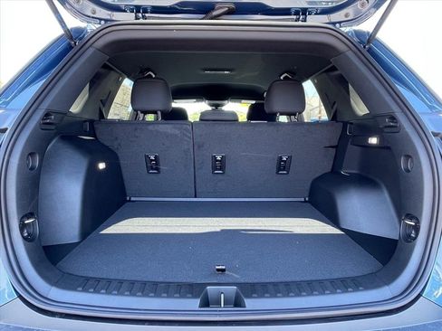 New 2026 Chevrolet Equinox LT FWD image 24