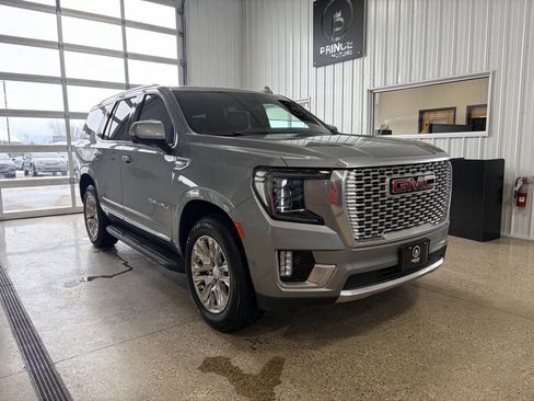 Used 2023 GMC Yukon Denali image 6