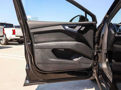 Used 2023 Audi Q4 e-tron Premium w/ Premium Plus RWD image 29